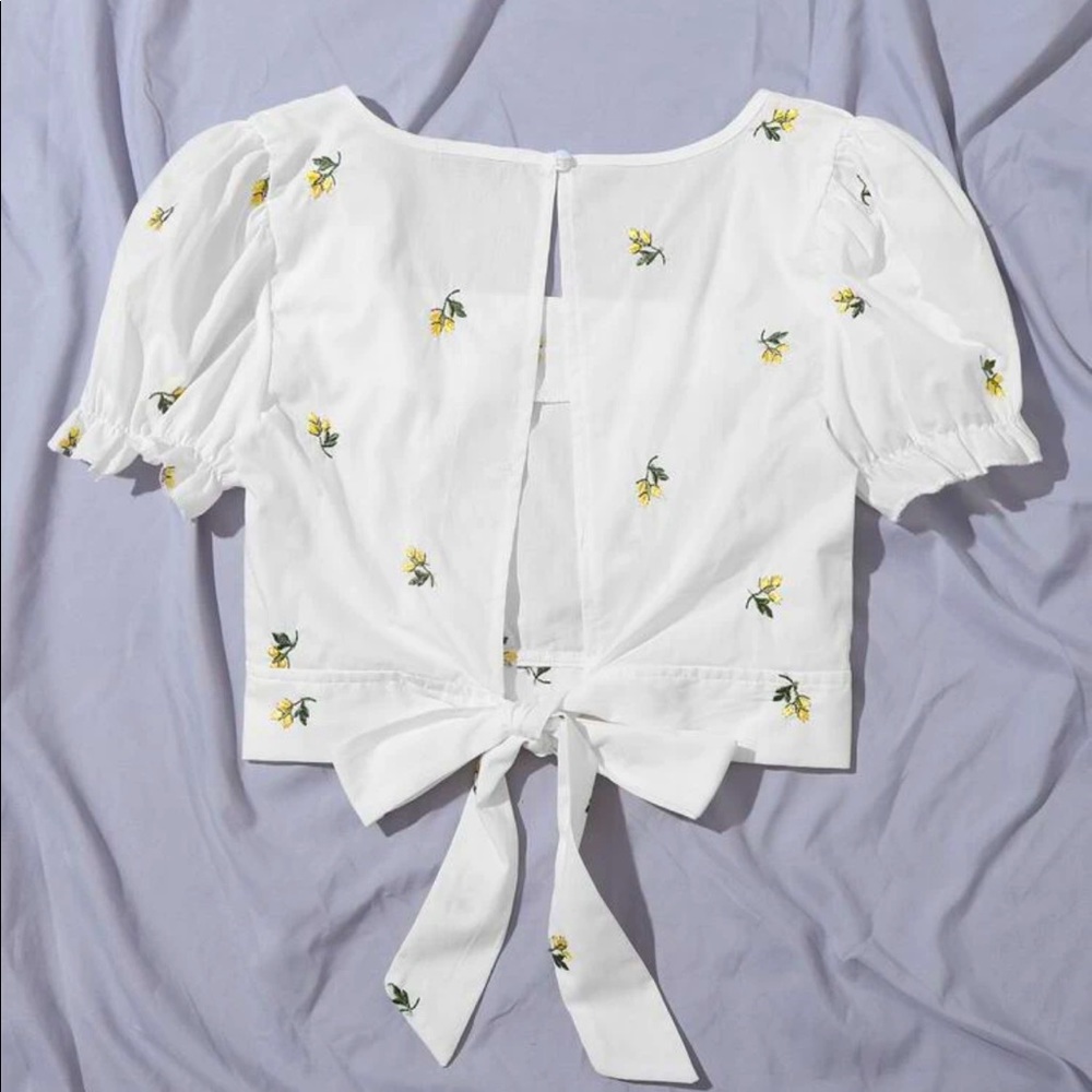 Embroidery back tie top